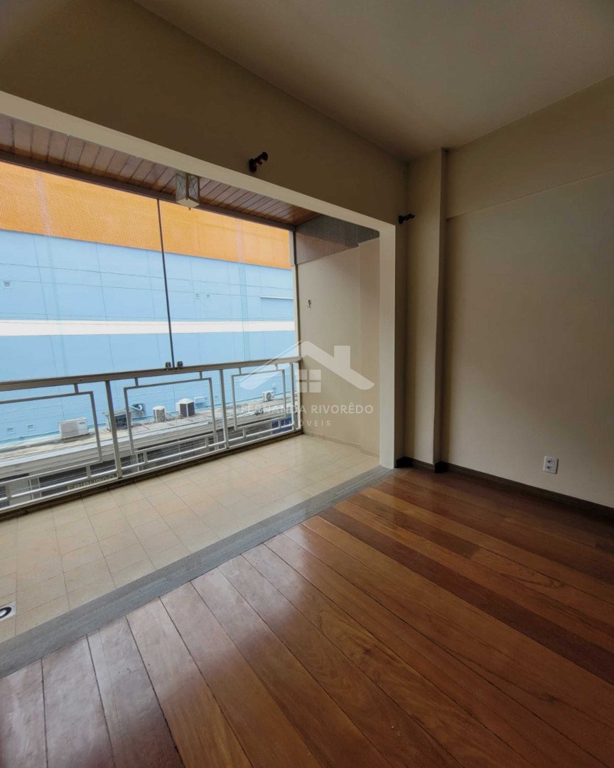 Apartamento para venda - Centro, Nova Friburgo - RJ. Valor para venda: R$ 800.000,00.