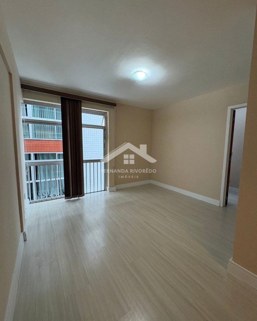 Apartamento para aluguel - Centro, Nova Friburgo - RJ. Valor de aluguel: R$ 1.500,00.